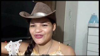 Banjur, nggawe hard anal jancok ing tengah alas