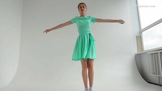 Super gymnast fleksibel ballerina babe Alla